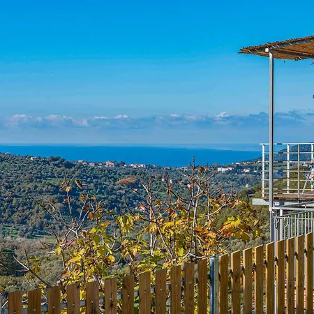Pet Friendly In Σπίτι διακοπών Laureana Cilento